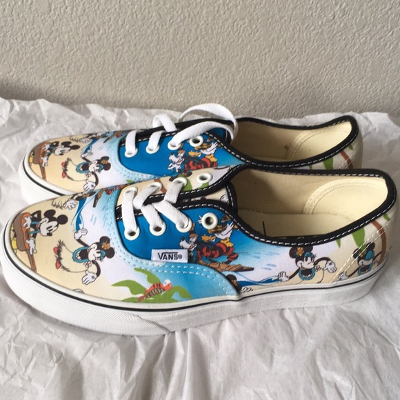 Vans Shoes - vans authentic(disney)aloha/multi